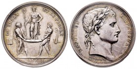 Médaille en argent, Couronnement de Napoléon, Paris, 1804 (an 13), AG 16.78 g. 32.2 mm par Andrieu & Jeuffroy
Ref : Bramsen 327, Julius 1263, TNE 3.2 ...