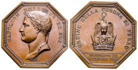 Jeton octagonal, Institution de l'Ordine della Corona di Ferro, Milan, 1805, AE 16.45 g. 33.6 mm par Droz
Ref : Bramsen 423, Julius 1395, Essling 1076...