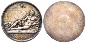 Médaille uniface, Annexion de Rome à la France, Paris, 1809, AG 14.77 g. 41.1 mm par Andrieu
Ref : Bramsen cfr. 848, TNE cfr. 32.1
Superbe