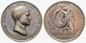 Médaille en argent, 1809, bataille de Wagram, AG 44 g. 42 mm par Manfredini
Avers : NAPOLEO MAGNVS GAL IMP IT REX P F AVG INVICTVS Tête diadémée à dro...
