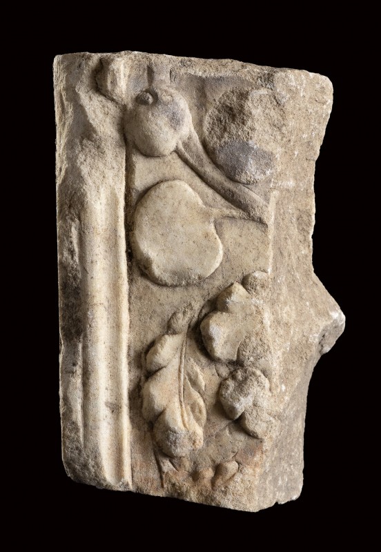 Roman Marble Architectural Decoration, 1st - 2nd century AD; length cm 14 x 9,5;...