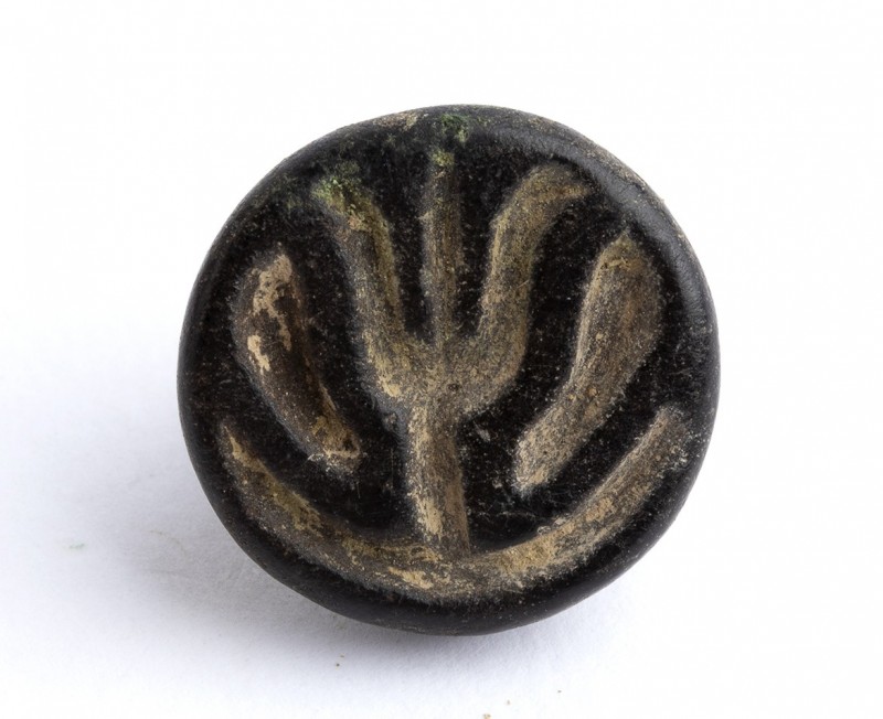 Bactrian Stone Button Seal with Floral Motif; Central Asia, Oxus Civilization, 3...