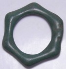 Celtique - Fibule en bronze - 300 / 200 av. J.-C.
Fibule hexagonale en bronze recouverte d'une patine verte. 30 mm.