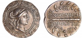 Royaume de Macédoine - Amphipolis - Tétradrachme stéphanophore (158-149 av. J.-C.)
A/ Buste diadémé et drapé d'Artémis Tauropolos à droite.
R/ MAKEΔ...