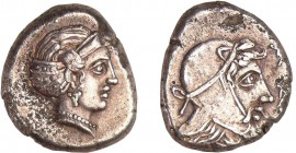 Cilicie - Mallos - Statère (388-380 av. J.-C.)
A/ Tête d'Aphrodite à droite.
R/ Tête d'homme à droite coiffé d'un casque Persan.
TTB
GC.5565 var
...