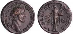 Antonin le Pieux - Sesterce (140-143, Rome) - Apollon
A/ ANTONINVS AVG PIVS PP TRP COS III. Tête nue à droite.
R/ APOLLINI AVGVSTO. Apollon debout à...
