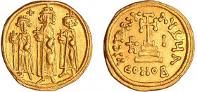 Héraclius - Solidus (610-641, Constantinople)
A/ Héraclius au centre, Héraclius Constantin à droite et Herclonas à gauche. 
R/ VICTORIA AVG 4 Z / M(...