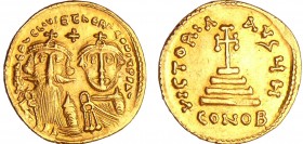 Héraclius - Solidus (610-641, Constantinople)
A/ dd NN hERACLIUS ET hERA CONST PP AVG. Héraclius et son fils Héraclius Constantin de face.
R/ VICTOR...