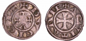 Aquitaine - Eléonore - Denier
Eléonore (1137). A/ + DVCIST Alpha, oméga et deux croisettes.
R/ + AQVTANIE Croix.
R TTB
Bd.466 (3f)
Ar ; 0.98 gr ;...