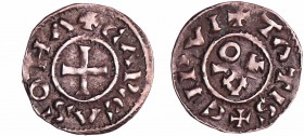 Languedoc - Comté de Carcassonne - Denier
A/ + CIPVI + TATIS. Monogramme dégénéré de Eudes.
R/ + CARCASONA. Croix. 
RR TTB+
Bd. -PA.3779-Dy.1513
...