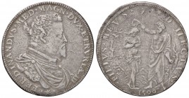 ZECCHE ITALIANE - FIRENZE - Ferdinando I (1587-1609) - Piastra 1590 Di Giulio 29; MIR 225a RRR (AG g. 29,81)Questo esemplare ha la leggenda al D/ cont...