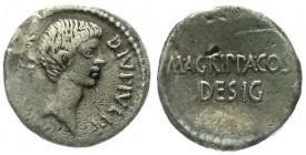 Imperatorische Prägungen
Octavianus 44-27 v. Chr
Denar 38 v. Chr. gemeinsam mit M. Agrippa. Kopf Octavians r./M. AGRIPPA COS DESIG.
schön/sehr schö...