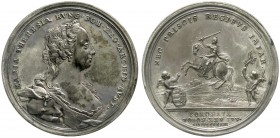 Haus Habsburg
Maria Theresia, 1740-1780
Silbermedaille 1741 von Andreas Vestner. Auf Ihre Krönung zur ungarischen Königin in Pressburg. Brustb. n.r....