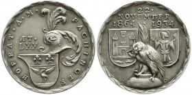 Münchner Medailleure
Karl Goetz
Silbermedaille 1934 a.d. Numismatiker und Hofrat A.M. Pachinger. 33 mm; 14,97 g.
vorzüglich, selten