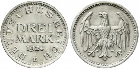 Kursmünzen
3 Mark, Silber 1924-1925
1924 E. Das D der Randschrift von UND in das R von RECHT geprägt (UNRECHT).
gutes vorzüglich