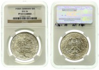 Kursmünzen
5 Reichsmark Eichbaum Silber 1927-1933
1928 A. Im NGC-Blister mit Grading PF 63 Cameo.
Polierte Platte, leicht berührt