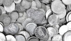 Sammlungen allgemein
Posten Silbermünzen aus aller Welt. Hunderte Stücke. Gesamtgewicht 3 Kilo.
untersch. erhalten