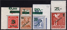 Deutschland
Berlin
Grünaufdruck 1949, kompletter postfrischer Satz vom Oberrand. Michel 650,-€.
**