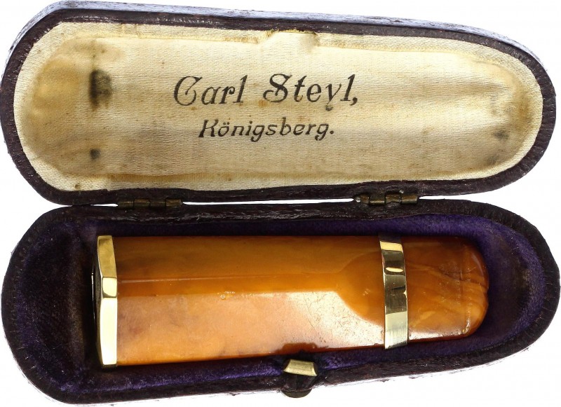 Russia - Amber Smoking Pipe from Konigsberg
Very interesting smoking pipe made ...