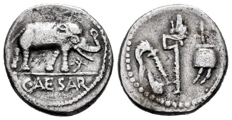 Julio César. Denario. 54-51 a.C. Roma. (Ffc-50). (Craw-443/1). (Cal-640). Anv.: ...
