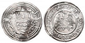 Califato. Abderrahman III. Dirhem. 332 H. Al Andalus. (Vives-398). Ag. 2,98 g. MBC+. Est...35,00. // ENGLISH: Caliphate. Dirhem. 332 H. Al Andalus. (V...