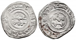 Reinos de Taifas. Anónimas de los banu Somadith. Dirhem. 433-443 H. Al Andalus. (Vives-1041 variante). Ag. 4,04 g. Almería independiente de Valencia. ...