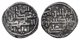 Taifas Almohades. Abd al Mumin. Quirate. 524-558 H. Sin ceca. (Vives-2043 variante). (Hazard-1062 variante). Ag. 0,71 g. Moneda de tipo almorávide (Tr...