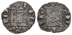 Reino de Castilla y León. Alfonso XI (1312-1350). Novén. León. (Bautista-485.1). Ve. 0,72 g. Roel sobre torre derecha y delante del león. L en la puer...