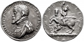 Felipe II (1556-1598). Medalla. 1556. Rev.: HINC VIGILIO. Belefonte cabalgando en Pegaso y alanceando a Quimera. 27,35 g. Derrota de los Protestantes ...