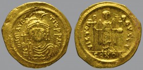 Solidus, Constantinople, 4,35 g Au, 21 mm, ON MAVRC TIЬ PP AVG, draped and cuirassed bust facing, wearing plumed helmet and holding globus cruciger/VI...