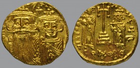 Solidus, Constantinople, 4,35 g Au, 19 mm, d N CONSTA.., crowned and draped facing busts of Constans with tall plume and Constantine; cross above/ VIC...