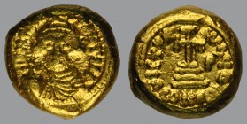 Solidus, Carthage, 4,37 g Au, 9 mm, D N CONI-TANTIN P, draped and crowned facing bust, unbearded, holding globus cruciger/ VICTOR-I AVG /P/CONOB, indi...