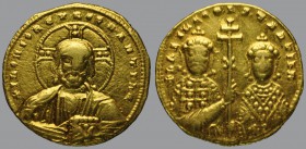 Basil II (976-1025), Tetarteron Nomisma, Constantinople, 4,24 g Au, 20 mm, +IhSXISReX ReGNANTIhm, nimbate bust of Christ facing, wearing pallium and c...