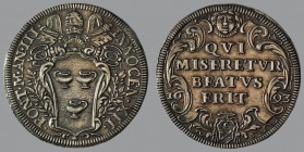 Testone, Anno III, 1693, Rome, Arms/ Latin text in baroque cartouche, 9,07 g Ag, 31 mm, Muntoni 45a

Improperly cleaned, otherwise ALMOST EXTREMELY ...