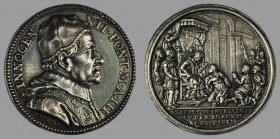 Reception of the poor, Anno III, ORIGINAL Silver Annual Medal, opus Giovanni Hamerani, Bust r./papal reception of the poor, 22,28 g Ag, 33 mm, Miselli...