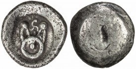 KUNTALA: Punchmarked, ca. 600-450 BC, AR ½ shatamana (6.33g), Ra-502/509, "pulley" with simplified swastika above, VF.
Estimate: USD 200 - 260