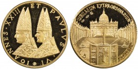 VATICAN: Paul VI, 1963-1978, AV medal (.007g), Extraordinary Jubilee (Iubilaeum Extraordinarium) of Mercy medal struck in .750 fine gold, portraits of...