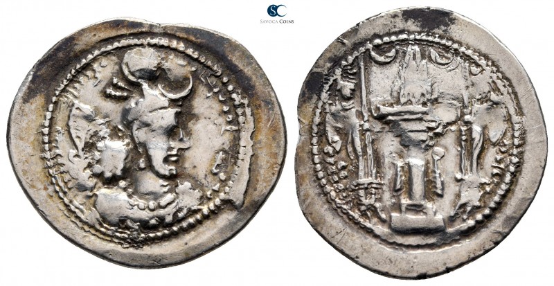 Sasanian Kingdom. Uncertain mint. Yazdgird (Yazdgard) I AD 399-420. 
Drachm AR...