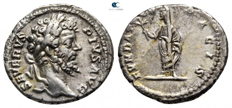 Septimius Severus AD 193-211. Rome
Denarius AR

18mm., 3,30g.



very fin...