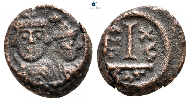 Heraclius with Heraclius Constantine AD 610-641. Dated RY 16=AD 625/6. Catania
...