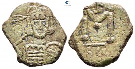 Constantine IV Pogonatus AD 668-685. Syracuse. Follis Æ