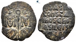 Basil I the Macedonian, with Constantine. AD 867-886. Uncertain mint. Follis Æ