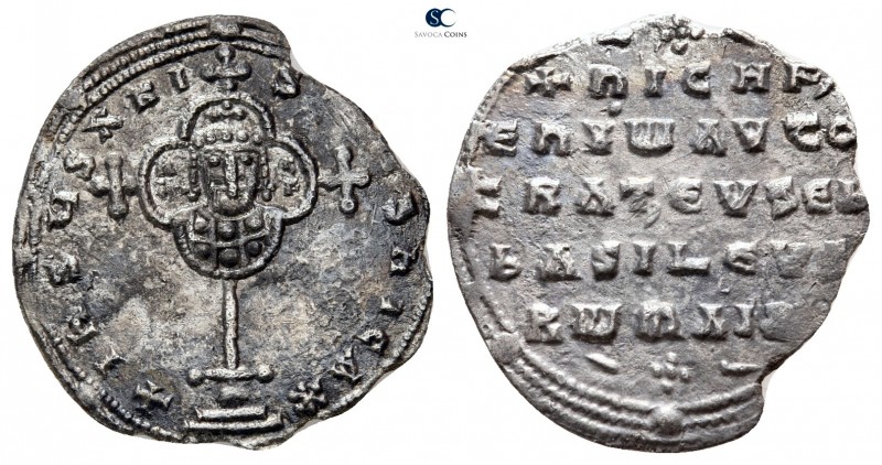 Nicephorus II Phocas AD 963-969. Constantinople
Miliaresion AR

22mm., 2,49g....