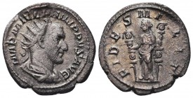 Philippus I. (244-249 AD). AR Antoninianus

Condition: Very Fine

Weight: 3.80 gr
Diameter:22 mm