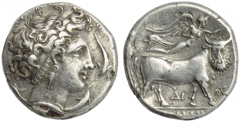 Campania, Neapolis, Didrachm, c. 300 BC; AR (g 6,56; mm 20; h 9); Female head r....