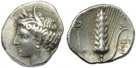 Lucania, Metapontion, Stater, c. 325-280 BC; AR (g 7,74; mm 21; h 3); Head of Demeter l., wearing wreath of grain and pendant earring, Rv. META, barle...