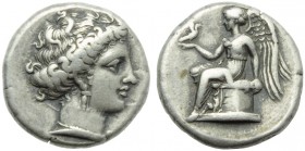 Bruttium, Terina, Stater, c. 400-356 a.C.; AR (g 7,64; mm 19; h 6); [ΤΕΡΙΝΑΙΩΝ], female head r., wearing triple pendent earring and necklace, Rv. Nike...