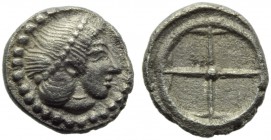 Sicily, Syracuse, Hieron I (478-466), Litra, 479-461 a.C. ; AR (g 0,66; mm 9; h 12); Head of Arethusa r., wearing dotted band, Rv. Wheel with four spo...