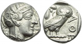 Attica, Athens, Tetradrachm, c. 479-393 BC; AR (g 17,15; mm 23; h 9); Head of Athena r., wearing Attic crested helmet decorated with three olive wreat...