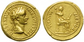 Tiberius (14-37), Aureus, Lugdunum, c. AD 14-37; AV (g 7,65; mm 20; h 3); TI CAESAR DIVI - AVG F AVGVSTVS, laureate head r., Rv. PONTIF - MAXIM, Livia...